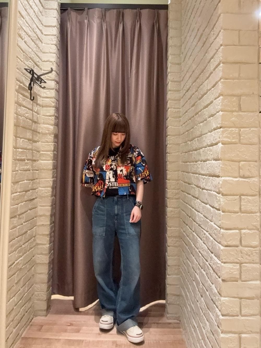 「Tシャツ、ヒステリックグラマー、HYSTERIC GLAMOUR、シャツ 、デニム 」｜「HYSTERIC GLAMOURのROCK W YOU Tシャツ（Tシャツ/カットソー、ブラック系）」を使った、ヵさん（レディース・155cm）の夏コーディネートの1枚目の写真