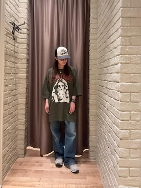 「HYSTERIC GLAMOUR（ヒステリックグラマー）のWAP加工 バギーストレートパンツ（デニムパンツ、ブルー系）」を使った、ヵさん（レディース・155cm）の夏コーディネート