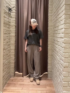 「HYSTERIC GLAMOUR（ヒステリックグラマー）のFUZZ MASTER Tシャツ（T Shirts、ブラック系）」を使った、ヵさん（レディース・155cm）の秋コーディネート