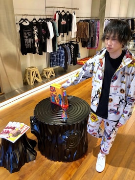 「HYSTERIC GLAMOUR（ヒステリックグラマー）のアイテム（スウェットパンツ）」を使った、RYUさん（メンズ・172cm）の冬コーディネート