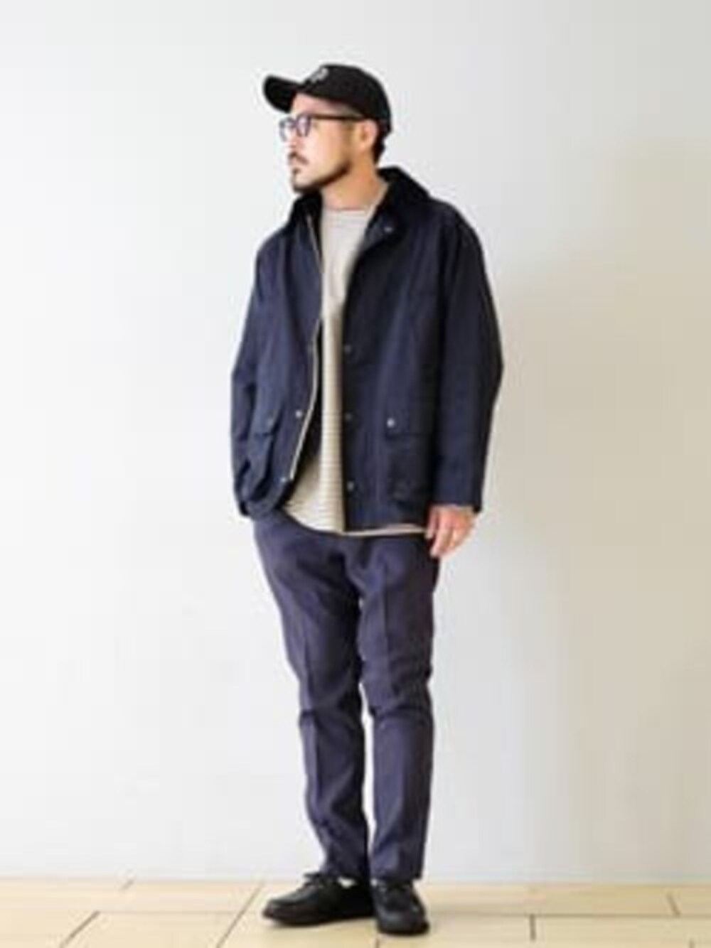 「ブルー、ネイビー、大人カジュアル、デッキシューズ、大人コーデ、春、春コーデ、春夏コーデ」｜「417 EDIFICEの◆【WEB限定】【ジャケット+パンツの2点セット】ドライタッチトロスペシャルセットアップ（セットアップ、ブルー系）」を使った、417 officialさん（メンズ・177cm）の春コーディネートの1枚目の写真
