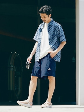 「417 EDIFICE（フォーワンセブンエディフィス）のアイテム（カーゴパンツ）」を使った、417 officialさん（メンズ・178cm）の春コーディネート