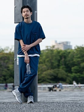 「417 EDIFICE（フォーワンセブンエディフィス）のアイテム（カーゴパンツ）」を使った、417 officialさん（メンズ・178cm）の春コーディネート