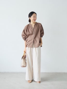 「le.coeur blanc（ルクールブラン）のO フラットネックカフ（ネックレス、ゴールド系）」を使った、mihoさん（レディース・159cm）の春コーディネート