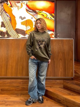 「アイテム（スウェット、グリーン系）」を使った、RINさん（レディース・162cm）の秋コーディネート