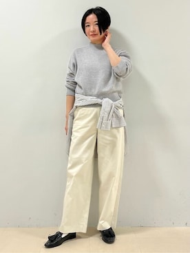 「human woman（ヒューマンウーマン）の◆モックネックニットトレーナー（ニット/セーター、グレー系）」を使った、yukoさん（レディース・156cm）の冬コーディネート