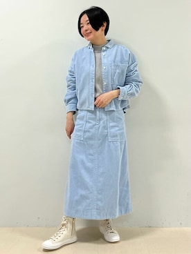「human woman（ヒューマンウーマン）の◆コーデュロイシャツ（シャツ/ブラウス、ブルー系）」を使った、yukoさん（レディース・156cm）の冬コーディネート