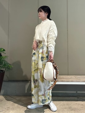 Bou Jeloudさんのコーディネート