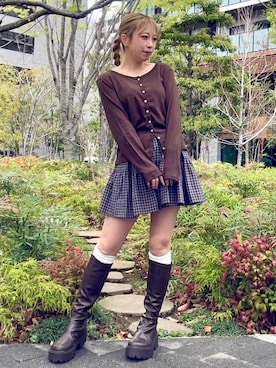 「PUNYUS（プニュズ）のチェックティアードミニスカート（スカート、ブルー系）」を使った、PUNYUS  さん（レディース・160cm）の春コーディネート