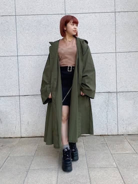 「ミニスカート」｜「アイテム（マウンテンパーカー）」を使った、PUNYUS  さん（レディース・160cm）の冬コーディネート