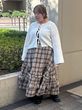 「アイテム（スカート、ベージュ系）」を使った、PUNYUS  さん（レディース・158cm）の秋コーディネート