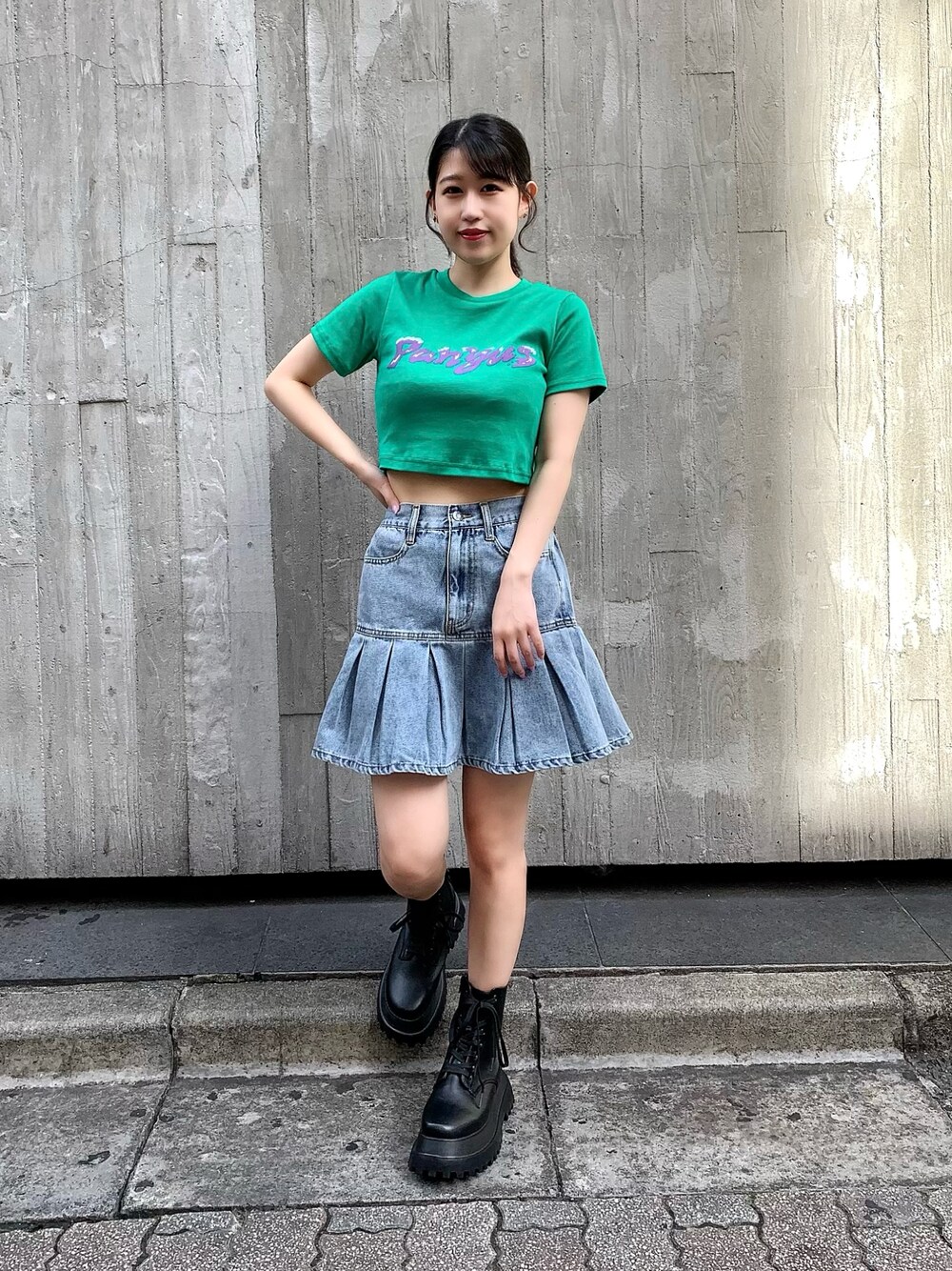 【コーデの主役に♪】HERMES デニムミニスカート DarichDarichさんのデニムスカートを使ったコーディネート