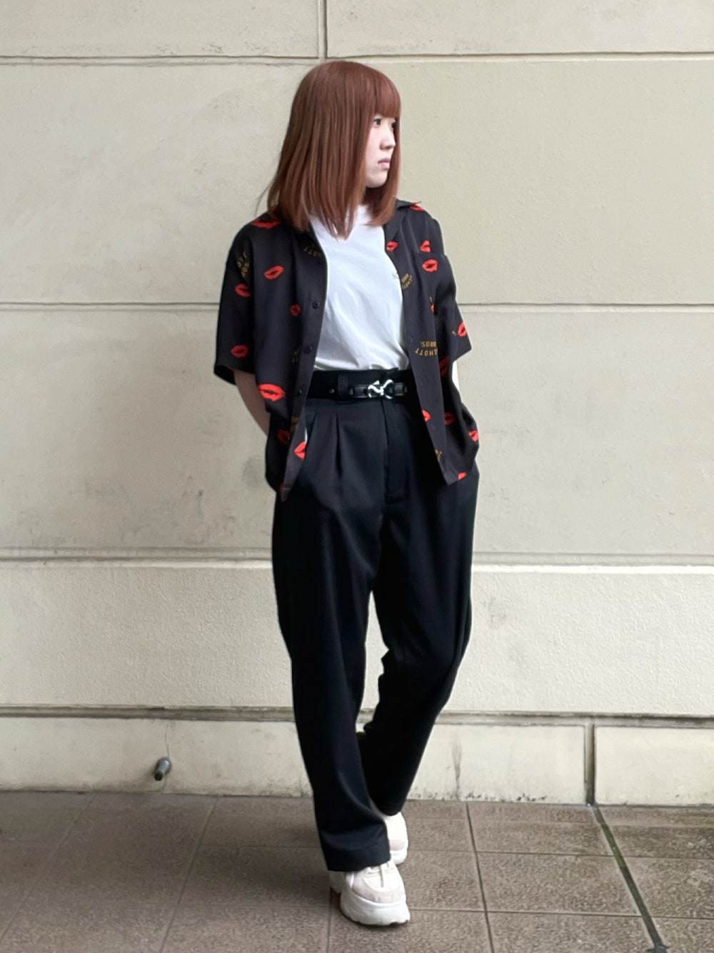 schottのアイテムを使った「タックパンツ」のレディース人気