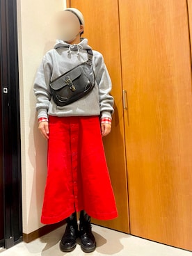 「アイテム（ボディバッグ/ウエストポーチ）」を使った、あきさんさん（レディース・154cm）の冬コーディネート