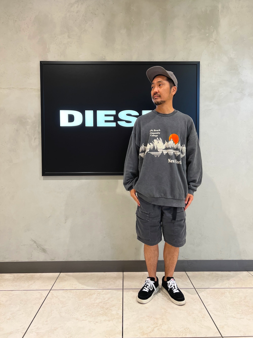 DIESEL DIESEL SS22 メンズ デニムパンツ ジョグジーンズ ジョグジーンズ DIESEL(ディーゼル) - 海外通販のBUYMA