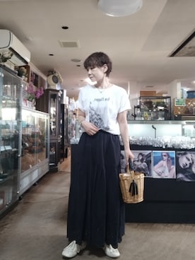 「AMERICAN HOLIC（アメリカンホリック）の転写フォト５分袖クルーネックBIGカットチュニック（Tシャツ/カットソー、ホワイト系）」を使った、takamiさん（レディース・159cm）の夏コーディネート