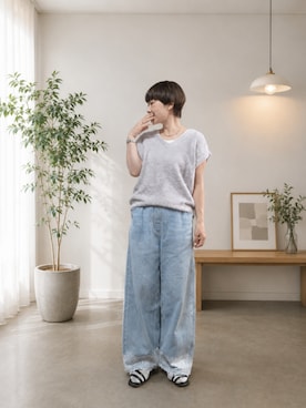 「studio CLIP（スタディオクリップ）のアソートレースストレートパンツ[プチ・プラスサイズあり]（デニムパンツ、ブルー系）」を使った、takamiさん（レディース・159cm）の秋コーディネート