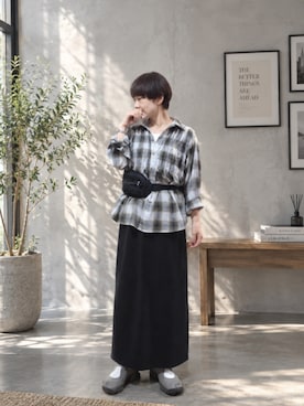 「AMERICAN HOLIC（アメリカンホリック）の【イージーケア】チェックシャーリングシャツ（シャツ/ブラウス、ブラウン系）」を使った、takamiさん（レディース・159cm）の秋コーディネート