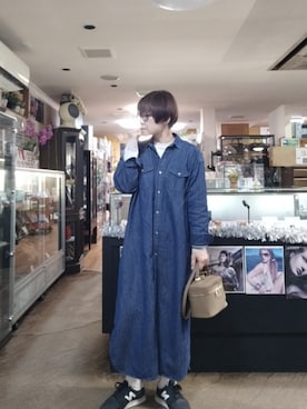 「KOBE LETTUCE（コウベレタス）のショルダーストラップ付き２Wayバニティバッグ（ハンドバッグ、ベージュ系）」を使った、takamiさん（レディース・159cm）の春コーディネート