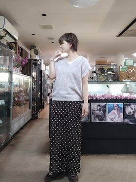 「GU（ジーユー）のアイテム（スニーカー、ブラウン系）」を使った、takamiさん（レディース・159cm）の夏コーディネート