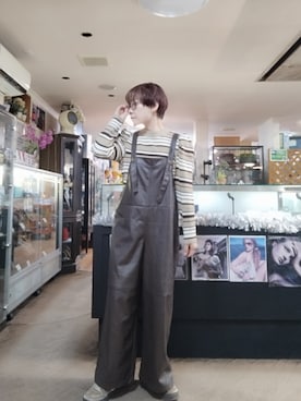「アイテム（サロペット/オーバーオール）」を使った、takamiさん（レディース・159cm）の秋コーディネート