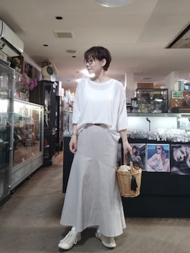 「natural couture（ナチュラルクチュール）の斜めきりかえリネンスカート（スカート、その他）」を使った、takamiさん（レディース・159cm）の春コーディネート
