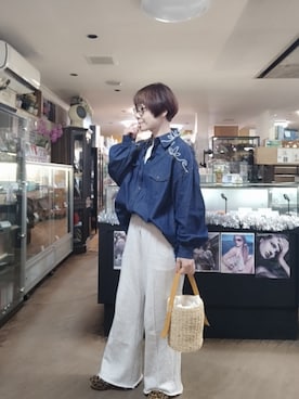 「DISCOAT（ディスコート）の【新色追加/サイズ展開あり/春夏素材】ライトオンス裏毛センタープレスワイドパンツ（スウェットパンツ、ベージュ系）」を使った、takamiさん（レディース・159cm）の春コーディネート