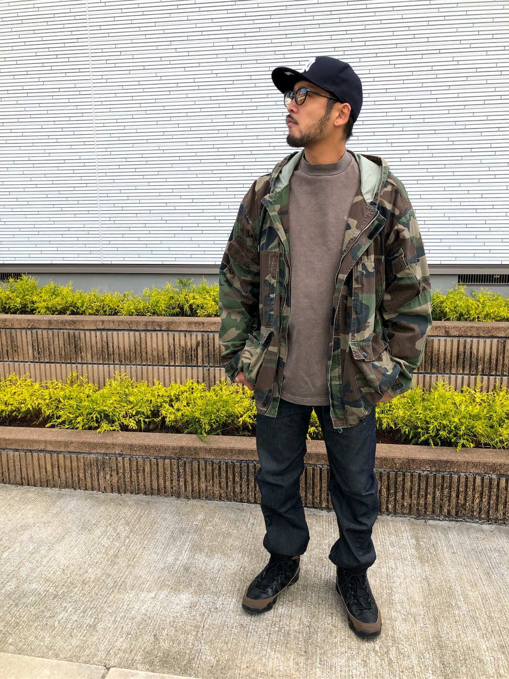 「今日のコーデ、冬、ストリートコーデ、ミリタリー、jordan9」｜「NEW ERAのニューエラ キャップ 59FIFTY MLB オーセンティックコレクション オンフィールド NEW ERA（キャップ、ブラック系）」を使った、遊音さん（メンズ・172cm）の冬コーディネートの1枚目の写真