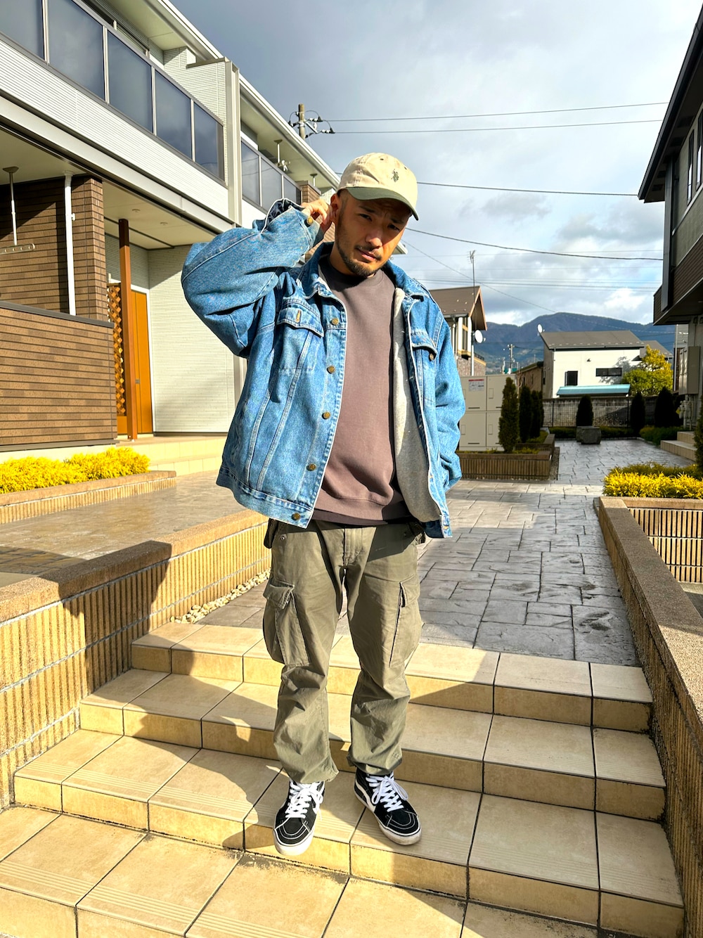 「冬コーデ、休日スタイル、メンズファッション、古着、アメカジ、冬アウター、アースカラー」｜「U.S. POLO ASSN.のアイテム（キャップ、ベージュ系）」を使った、遊音さん（メンズ・172cm）の冬コーディネートの1枚目の写真