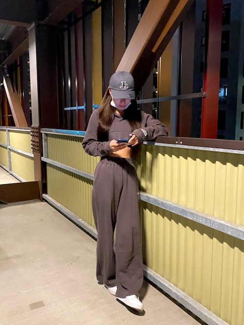 ☆ JUEMI パーカー ☆ juemi 茶色 フーディ 専用ページ juemi ジュエミ