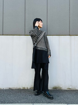 「OSMOSIS（オズモーシス）のアイテム」を使った、OSMOSIS大分 ORIEさん（レディース・170cm）の冬コーディネート