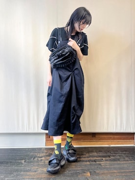 「gomme（ゴム）のレザーノットスリッポン（スリッポン、ブラック系）」を使った、gommeさん（レディース・170cm）の春コーディネート