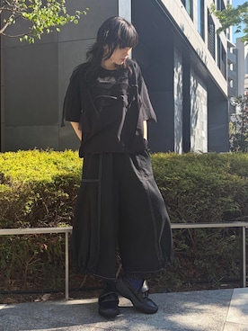 「gomme（ゴム）のヘムギャザーデニムパンツ（デニムパンツ、ブラック系）」を使った、gommeさん（レディース・170cm）の春コーディネート