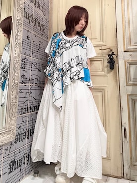 「gomme（ゴム）のスクエアヘムＴ（Tシャツ/カットソー、ホワイト系）」を使った、gommeさん（レディース・170cm）の春コーディネート