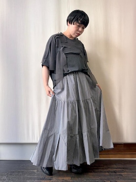 「gomme（ゴム）のポンチテープＴ（Tシャツ/カットソー、グレー系）」を使った、gommeさん（レディース・170cm）の春コーディネート