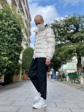 「MONCLER（モンクレール）のアイテム（ジャケット/アウター）」を使った、MKさん（メンズ・175cm）の夏コーディネート