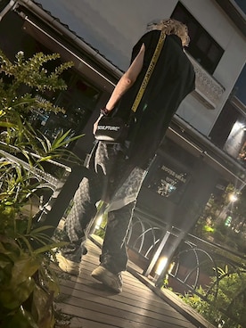 「off white（オフホワイト）のアイテム」を使った、いっくんさん（メンズ・179cm）の秋コーディネート