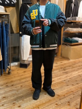 「アイテム（スタジャン）」を使った、USboarder matsushitaさん（メンズ・172cm）の冬コーディネート