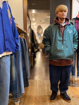 「アイテム（ナイロンジャケット）」を使った、USboarder matsushitaさん（メンズ・172cm）の冬コーディネート