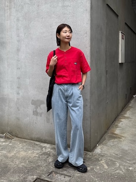 「SEADAM（シーダム）の【WEB限定】【SEADAM】メッセージプリントトートバッグ（トートバッグ、ブラック系）」を使った、yumiさん（レディース・165cm）の春コーディネート