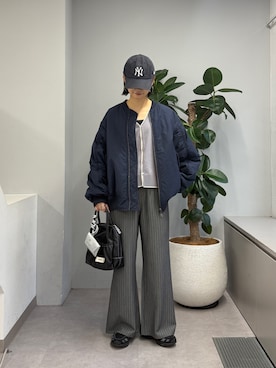 「アイテム（MA-1）」を使った、yumiさん（レディース・165cm）の秋コーディネート