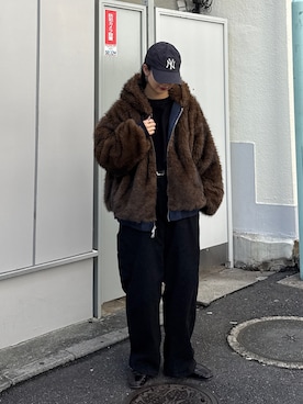 「CIAOPANIC TYPY（チャオパニックティピー）の【WEB限定】【UNISEX】2WAYリバーシブルファーフードボリュームナイロンブルゾン（MA-1）」を使った、yumiさん（レディース・165cm）の秋コーディネート