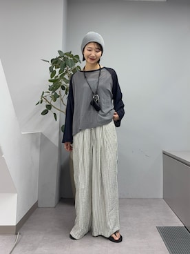 「CIAOPANIC TYPY（チャオパニックティピー）の【2WAY】シアーラグランヘンリーネックTee（Tシャツ/カットソー、グレー系）」を使った、yumiさん（レディース・165cm）の春コーディネート