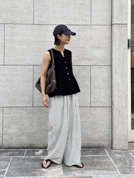 「CIAOPANIC TYPY（チャオパニックティピー）の【ZOZO限定】多機能ペプラムニットカーディガン（カーディガン/ボレロ、ブラック系）」を使った、yumiさん（レディース・165cm）の春コーディネート