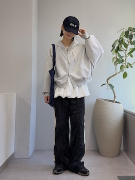 「etsinta（エシンタ）のアイテム（パンツ）」を使った、yumiさん（レディース・165cm）の冬コーディネート