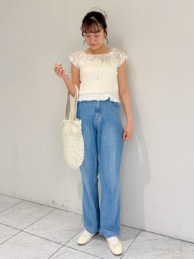 「flower（フラワー）のグラッドバギーパンツ（デニムパンツ、ブルー系）」を使った、flowerさん（レディース・164cm）の夏コーディネート
