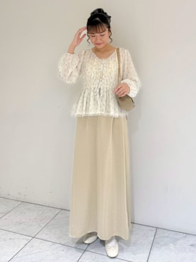 「flower（フラワー）のプレザーチェーンバッグ（ショルダーバッグ、ベージュ系）」を使った、flowerさん（レディース・160cm）の夏コーディネート