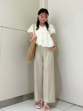 「flower（フラワー）のソフトクロシェトート（トートバッグ、ベージュ系）」を使った、flowerさん（レディース・164cm）の夏コーディネート