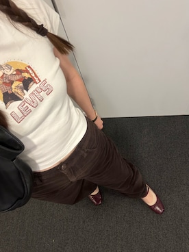 「Levi's（リーバイス）のアイテム（Tシャツ/カットソー、ホワイト系）」を使った、seraさん（レディース・163cm）の春コーディネート