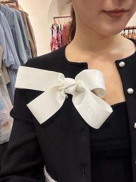 「sandro（サンドロ）のアイテム（ノーカラージャケット、ブラック系）」を使った、seraさん（レディース・163cm）の春コーディネート